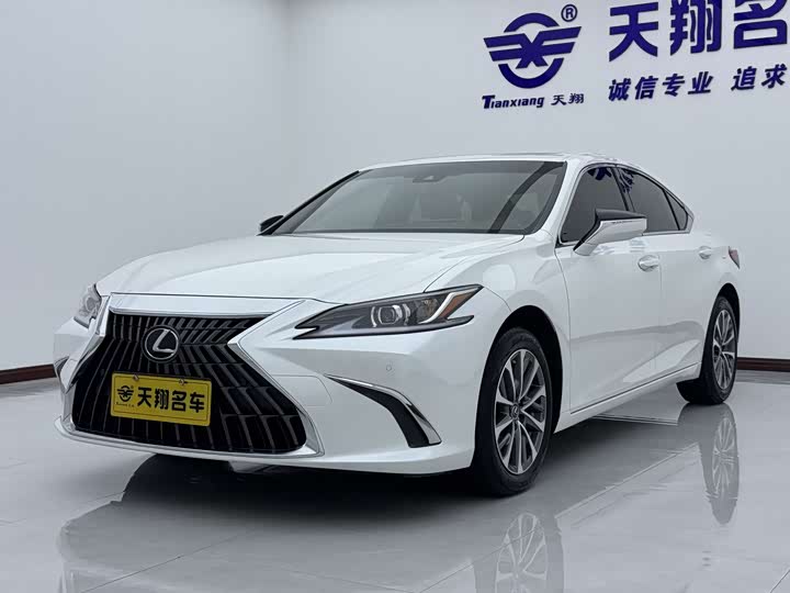 Lexus ES, 2024 — купить в Чебоксарах под ключ
