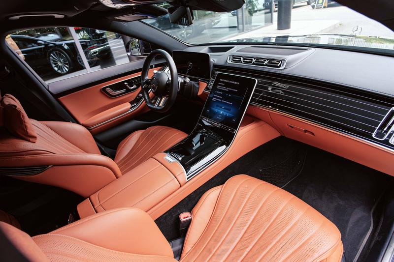 Mercedes-Benz S-Class, 2024 — фото 6 из 8