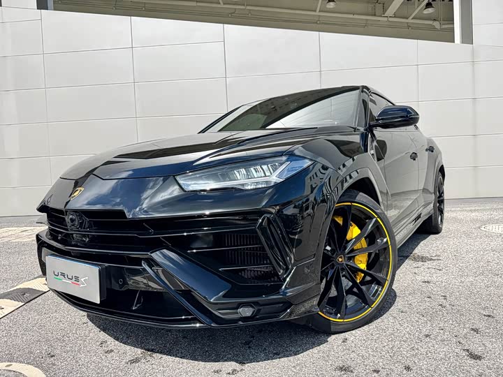 Lamborghini Urus, 2025 — купить в Иванове под ключ