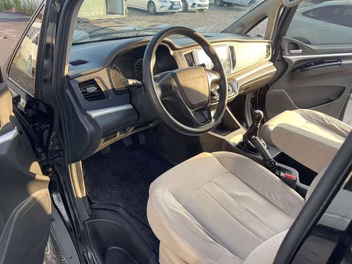 Dongfeng Forthing Lingzhi M5, 2022 — фото 6 из 9