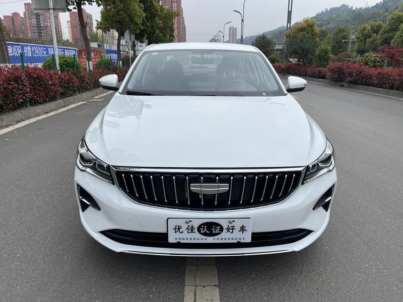 Geely Emgrand, 2025 — фото 2 из 12