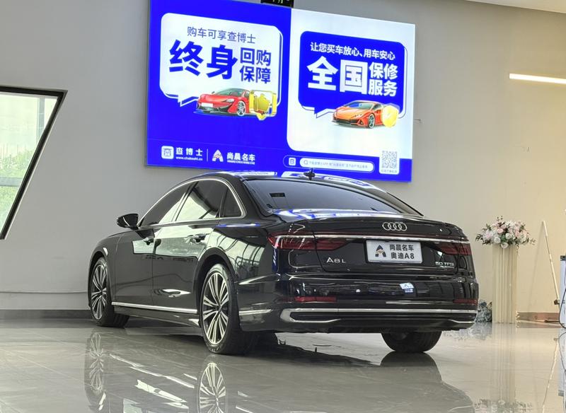 Audi A8, 2023 — фото 4 из 12