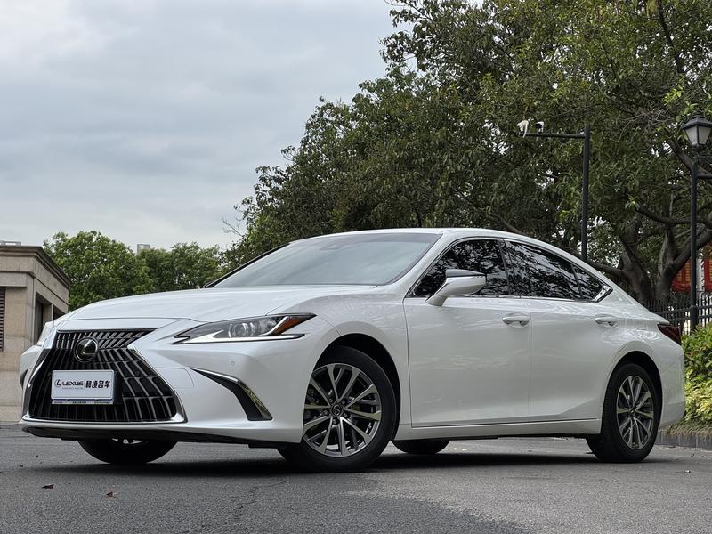 Lexus ES, 2021 — купить в Санкт-Петербурге под ключ