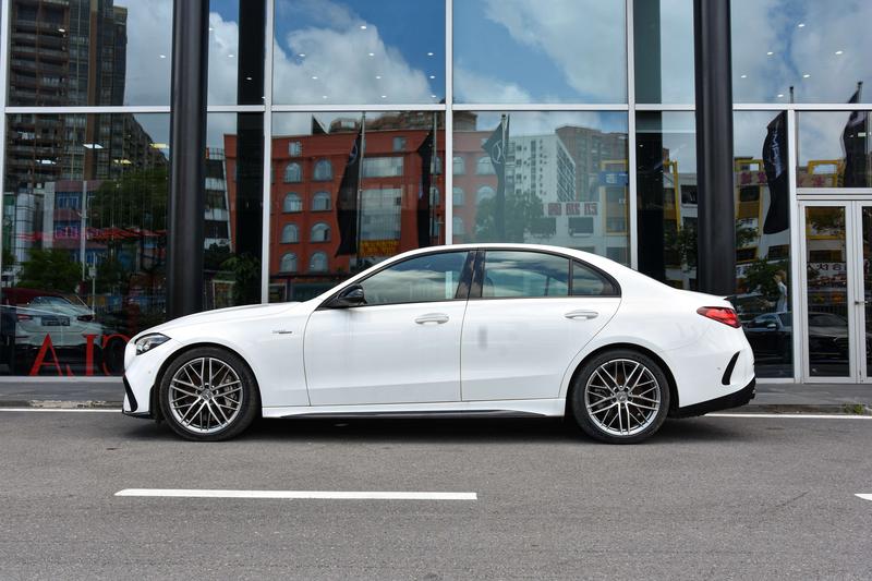 Mercedes-Benz C-Class AMG, 2025 — фото 3 из 12