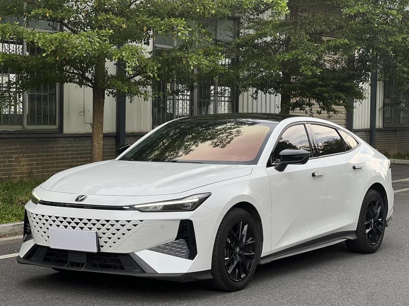 Changan UNI-V, 2025 — купить в Брянске под ключ