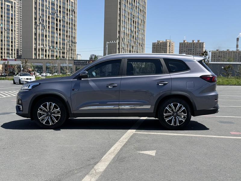 Chery Tiggo 8, 2022 — фото 3 из 9