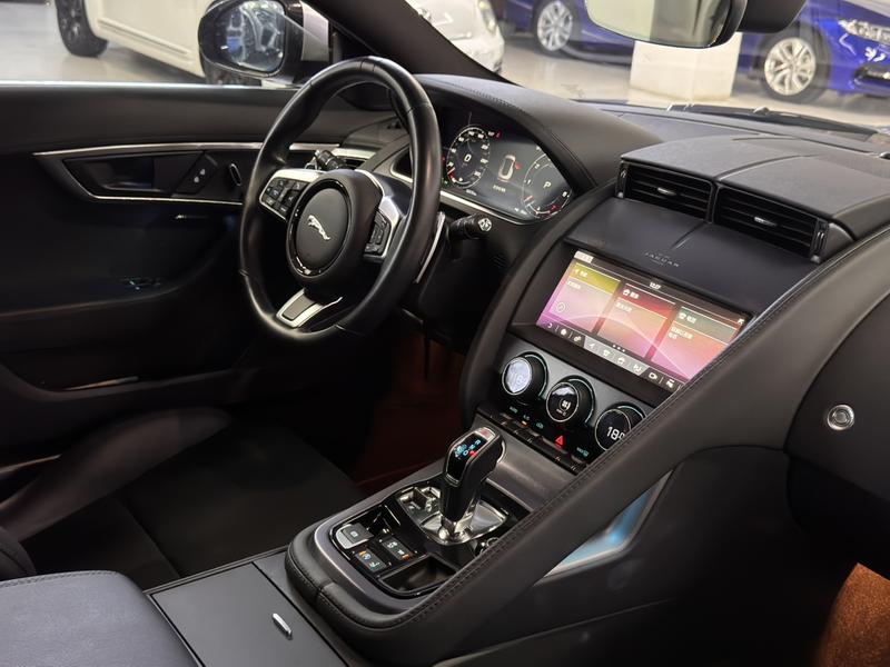 Jaguar F-Type, 2022 — фото 8 из 10