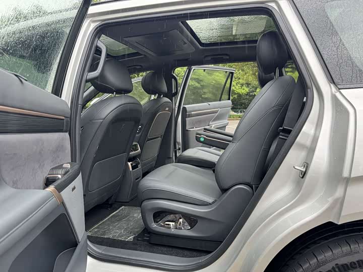 Dongfeng Yipai eπ 008, 2025 — фото 5 из 9