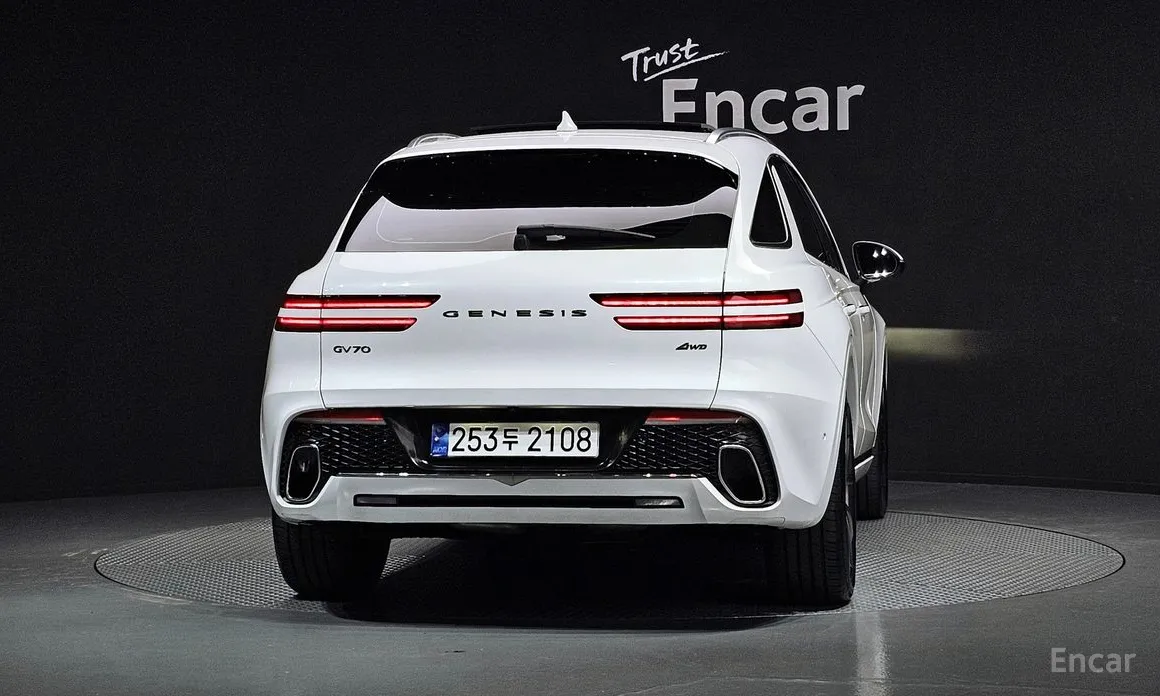 Genesis GV70, 2023 — фото 4 из 12