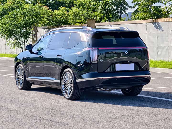 GAC Hyptec HL, 2025 — фото 6 из 9