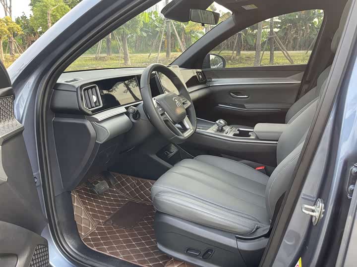BYD Song Pro Hybrid, 2025 — фото 8 из 9