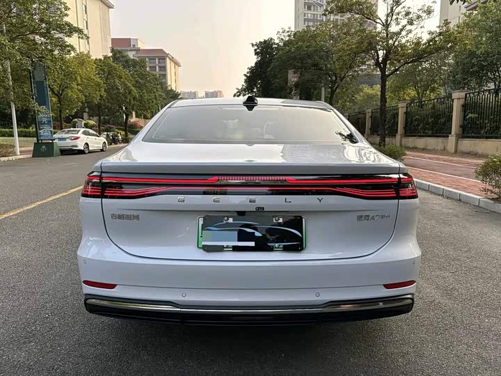 Geely Galaxy A7, 2025 — фото 5 из 9