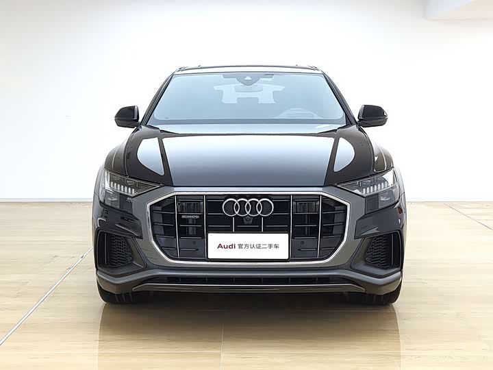 Audi Q8, 2023 — фото 2 из 9