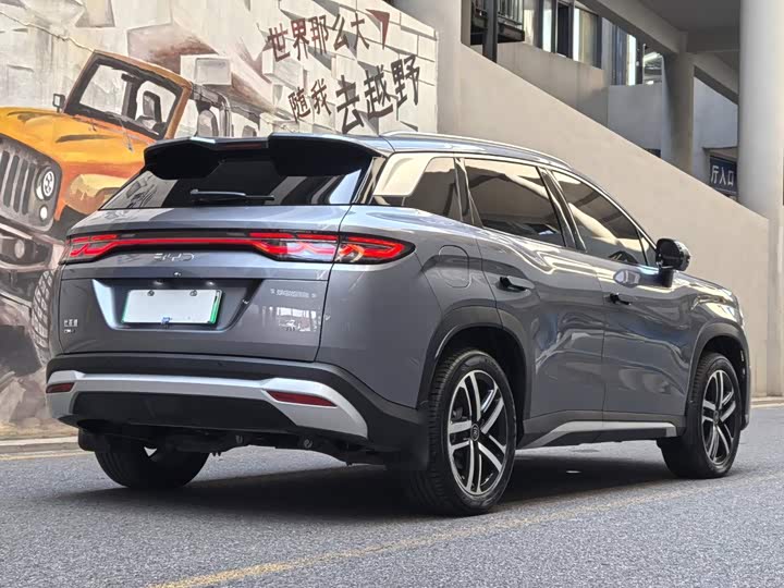 BYD Song L DM-i Hybrid, 2024 — фото 5 из 9