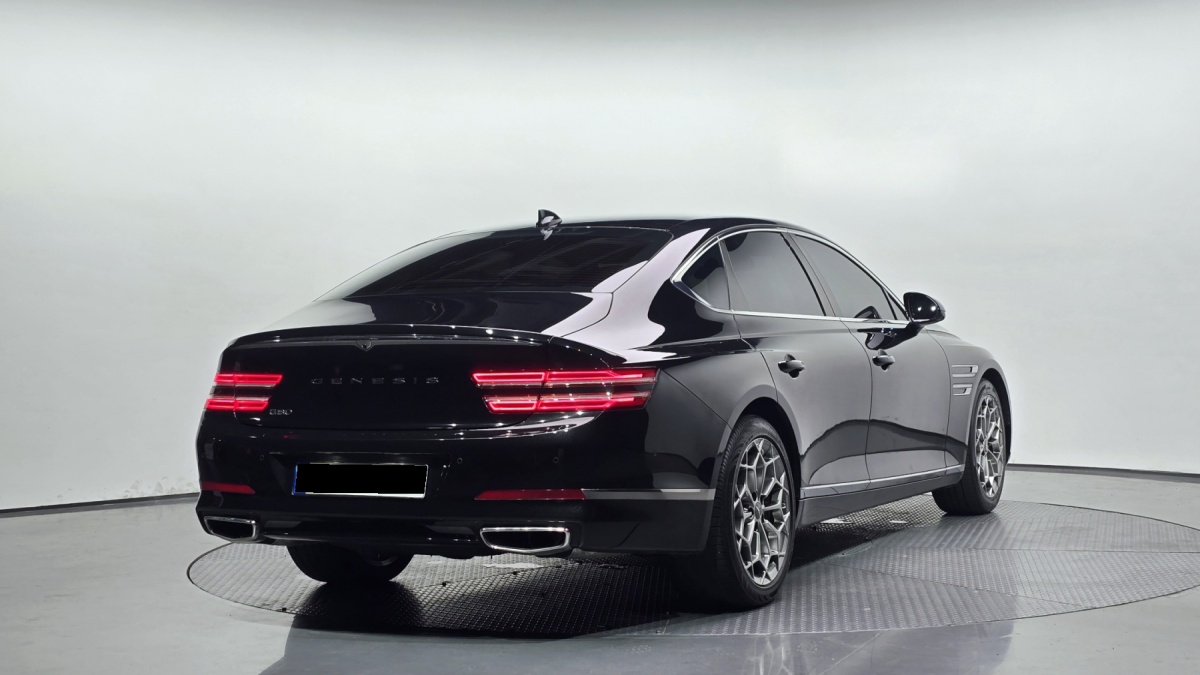 Genesis G80, 2022 — фото 2 из 12