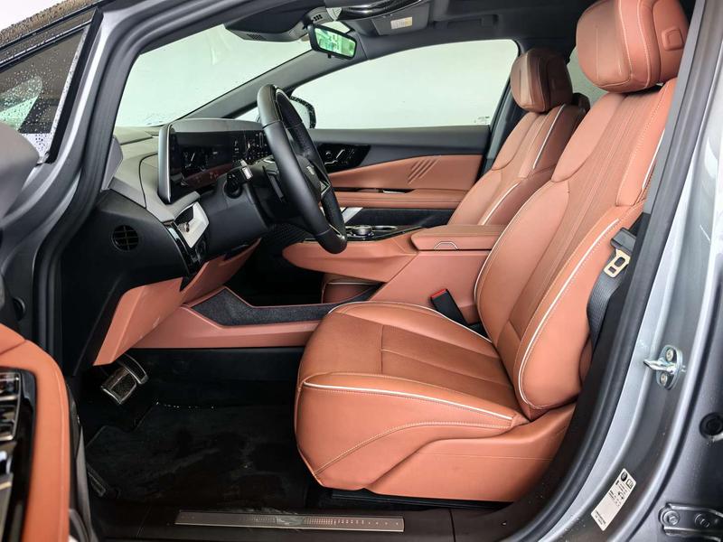 Cadillac Optiq, 2024 — фото 7 из 10