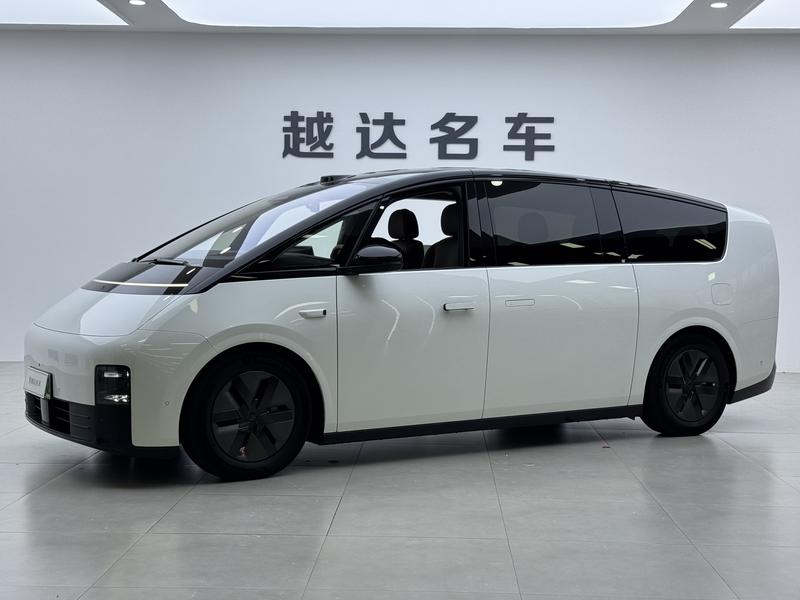 LiXiang Mega, 2025 — купить в Чебоксарах под ключ