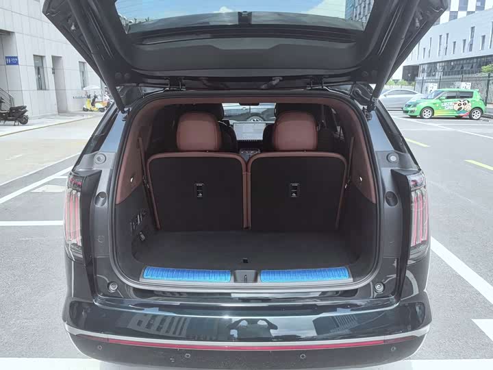GAC Hyptec HL, 2025 — фото 7 из 9