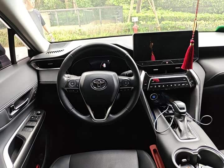 Toyota Harrier, 2022 — фото 6 из 9