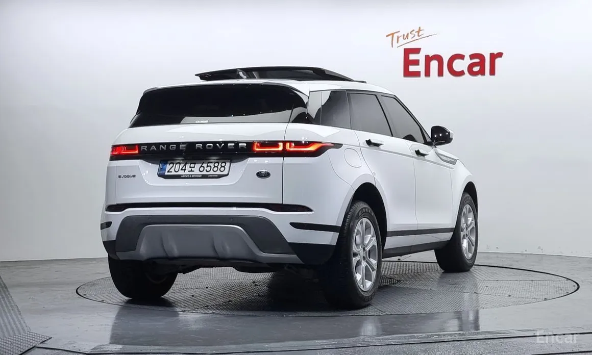 Land Rover Range Rover Evoque, 2022 — фото 2 из 12
