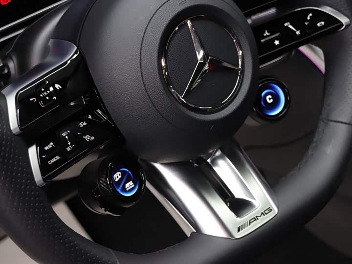 Mercedes-Benz CLE-Class AMG, 2024 — фото 8 из 9