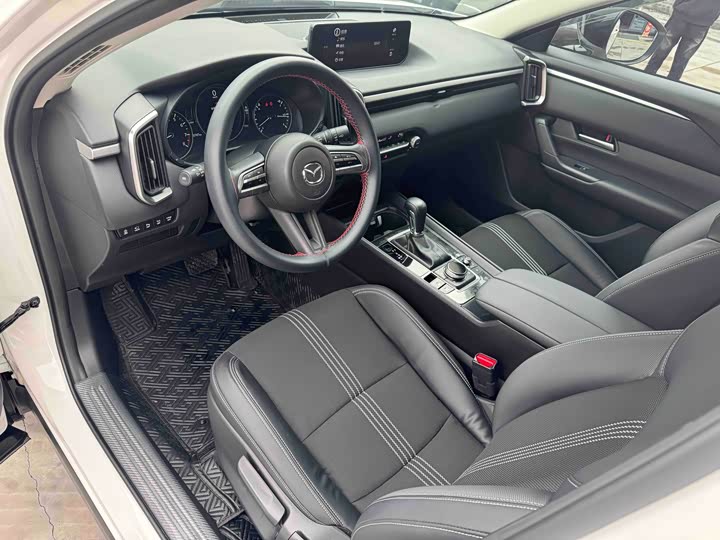 Mazda CX-50, 2023 — фото 7 из 9