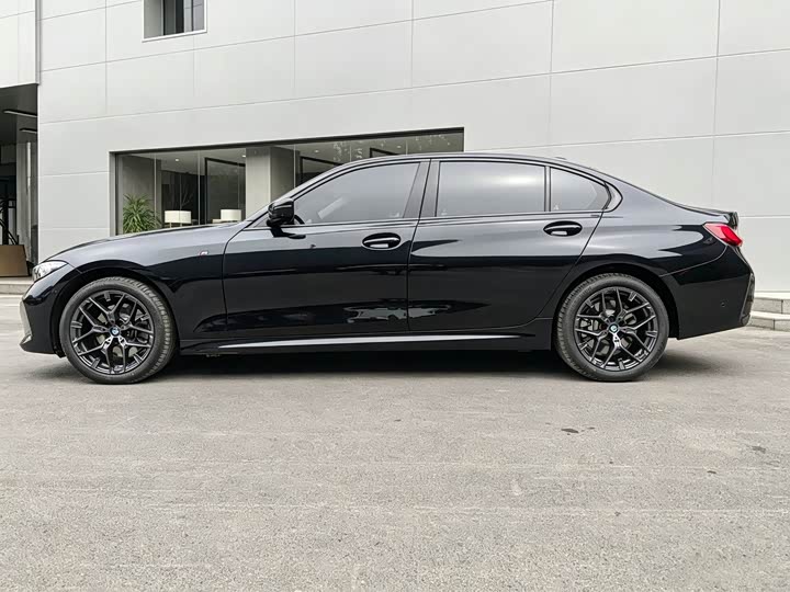BMW 3 Series, 2025 — фото 3 из 9