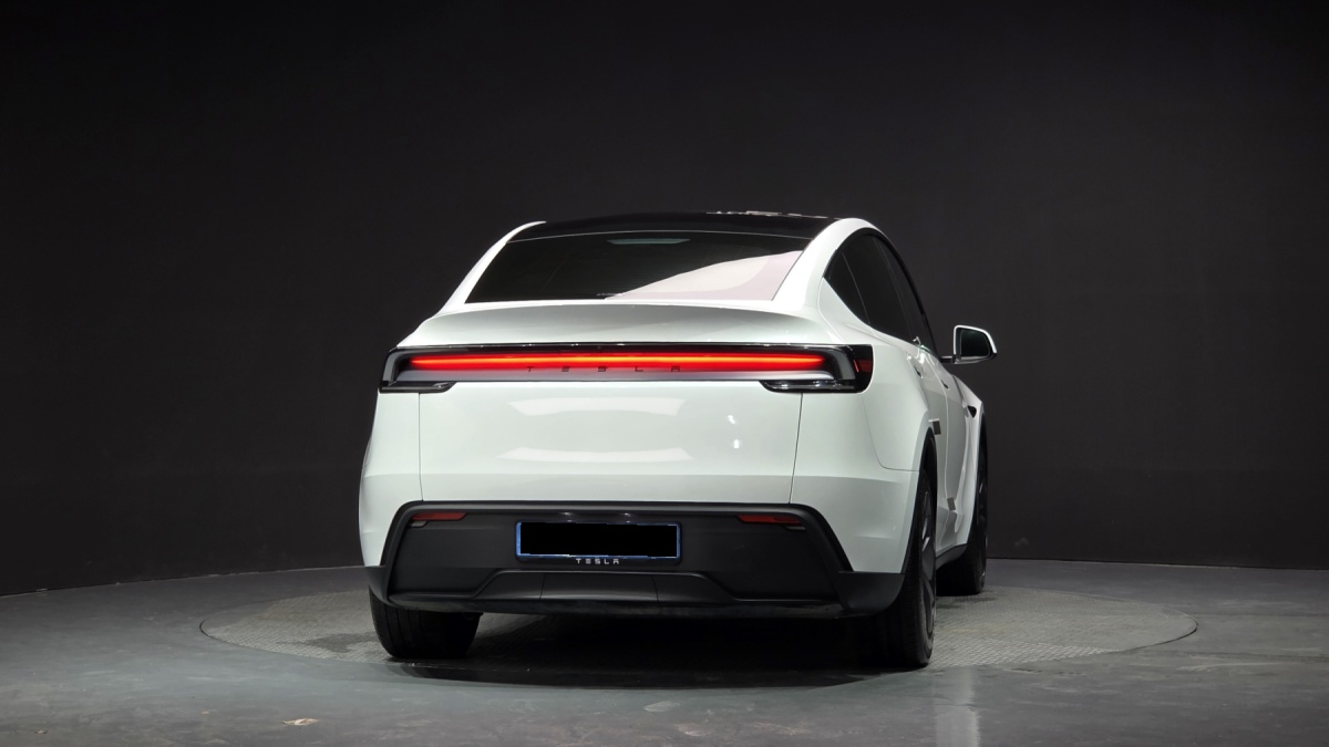 Tesla Model Y, 2025 — фото 4 из 12