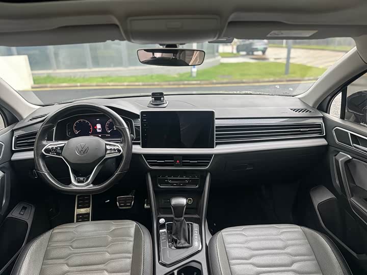 Volkswagen Tiguan X, 2022 — фото 6 из 9