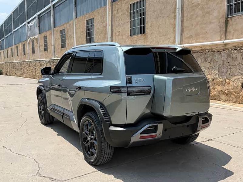 BYD FangChengBao Titanium 3 (Tai 3), 2025 — фото 4 из 12
