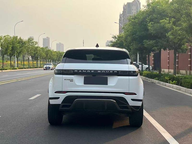 Land Rover Range Rover Evoque L, 2022 — фото 6 из 12