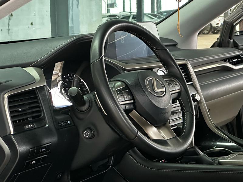 Lexus RX, 2022 — фото 9 из 12