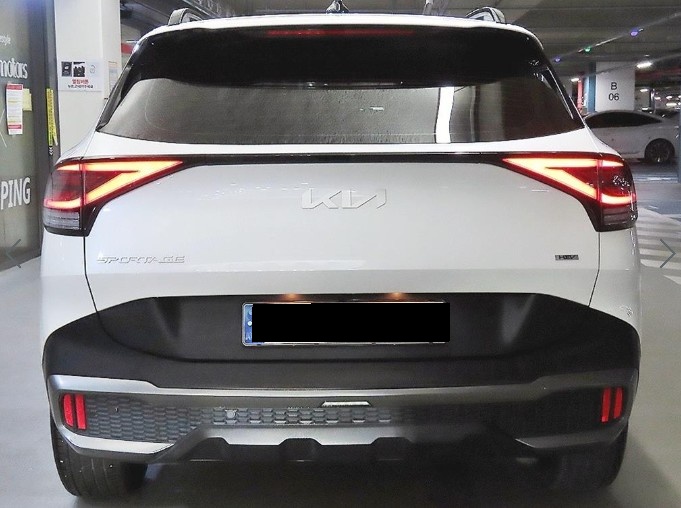 Kia Sportage, 2023 — фото 5 из 12