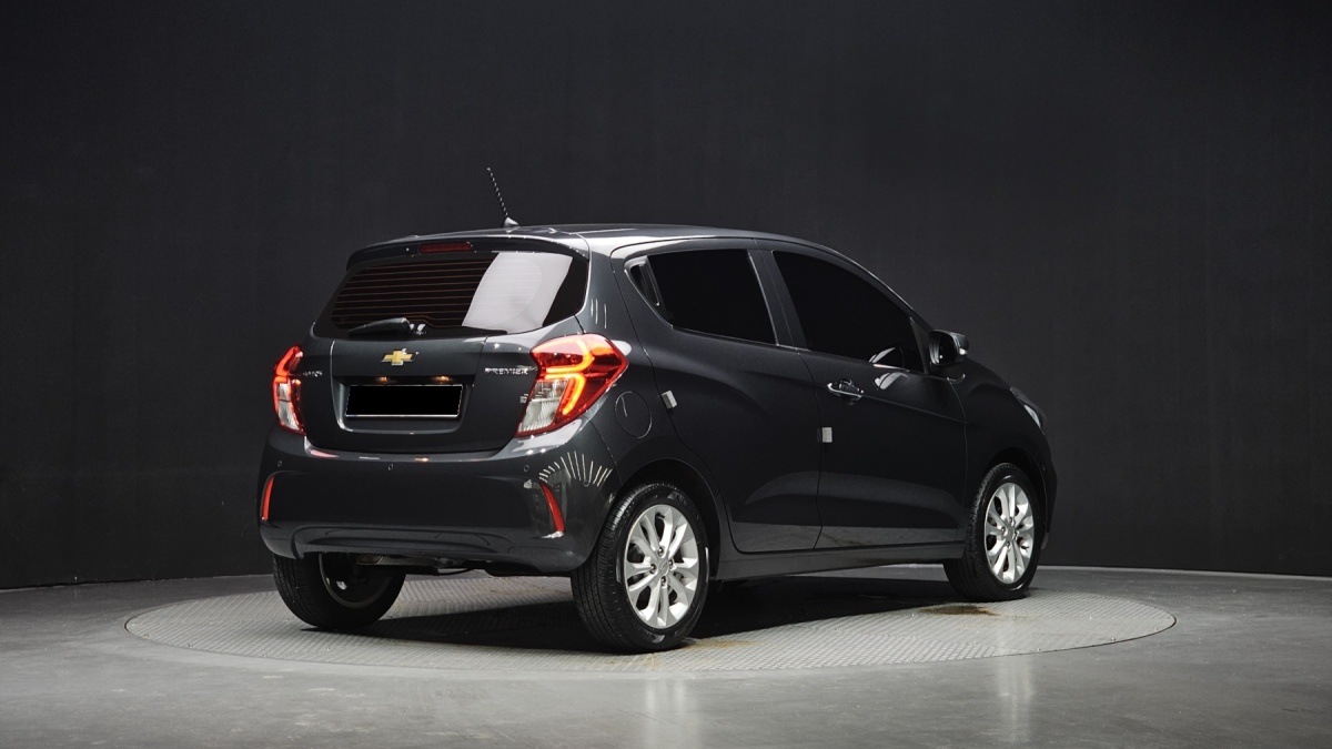 Chevrolet Spark, 2022 — фото 2 из 12