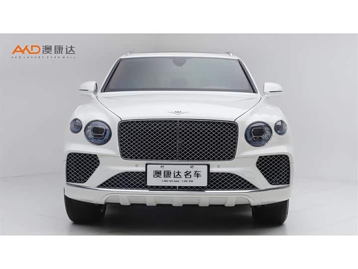 Bentley Bentayga, 2022 — фото 2 из 9