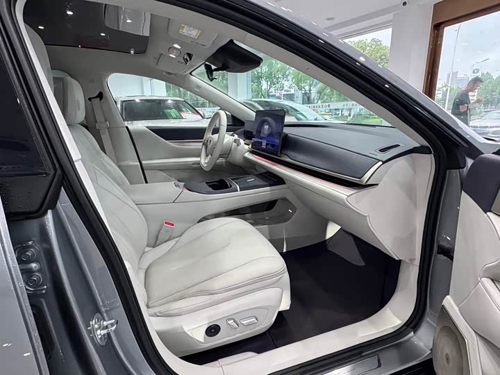Buick Electra L7, 2025 — фото 5 из 9