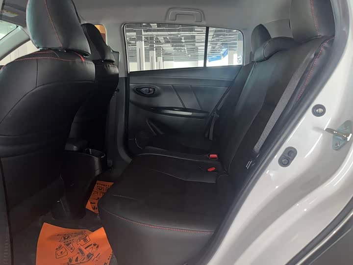 Toyota Yaris L Hatchback, 2022 — фото 7 из 9