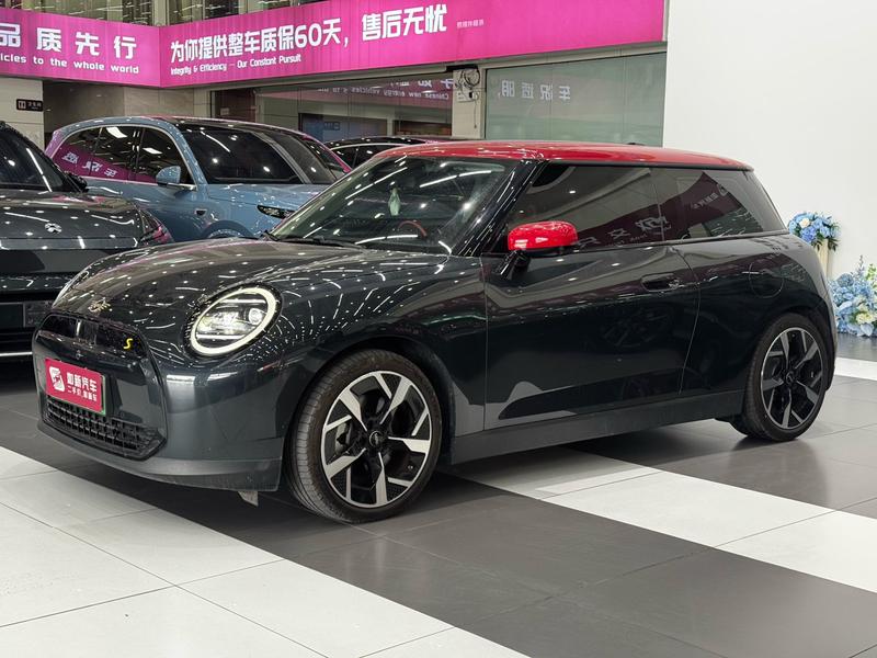 Mini Cooper, 2024 — купить в Кирове под ключ