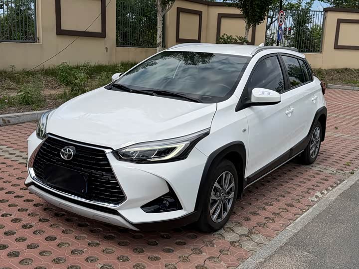 Toyota Yaris L Hatchback, 2022 — купить в Воронеже под ключ
