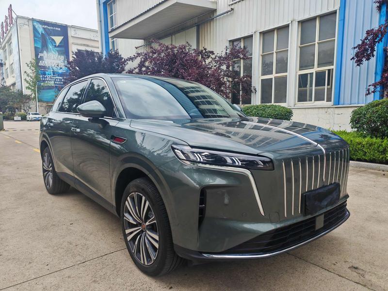 Hongqi HS6 Hybrid, 2025 — фото 3 из 12