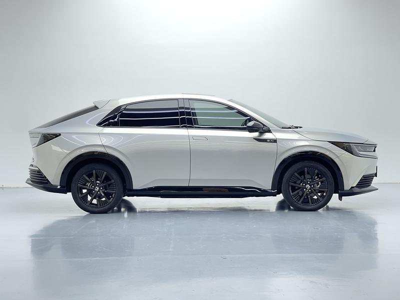 Honda e:NP2, 2025 — фото 8 из 12