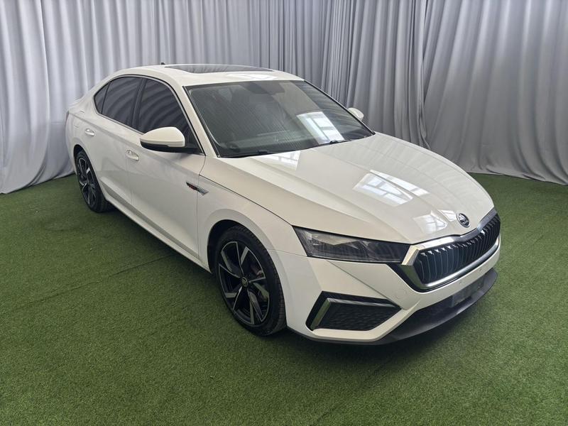 Skoda Octavia Pro, 2022 — фото 3 из 12