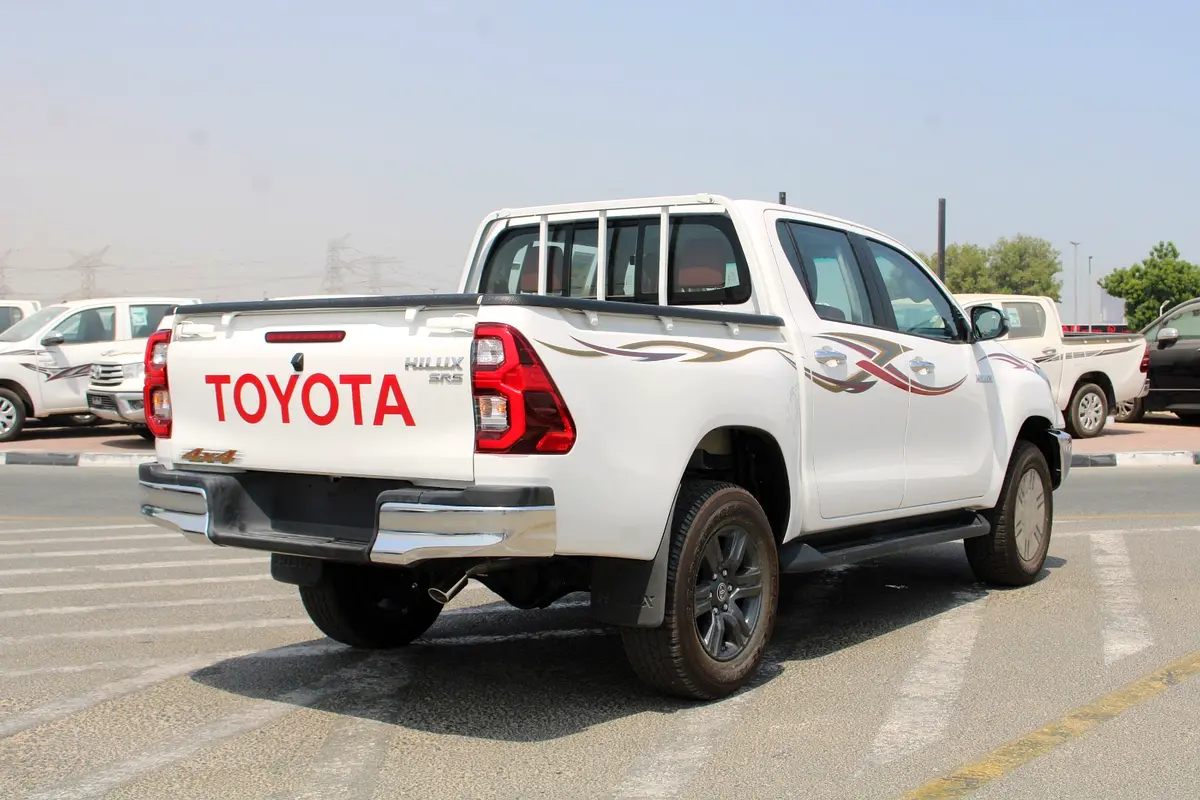 Toyota Hilux, 2026 — фото 4 из 10
