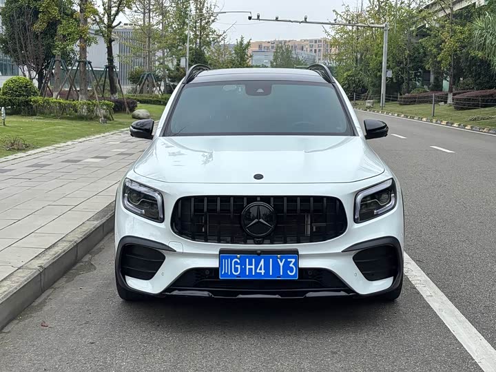 Mercedes-Benz GLB-Class AMG, 2022 — фото 2 из 9