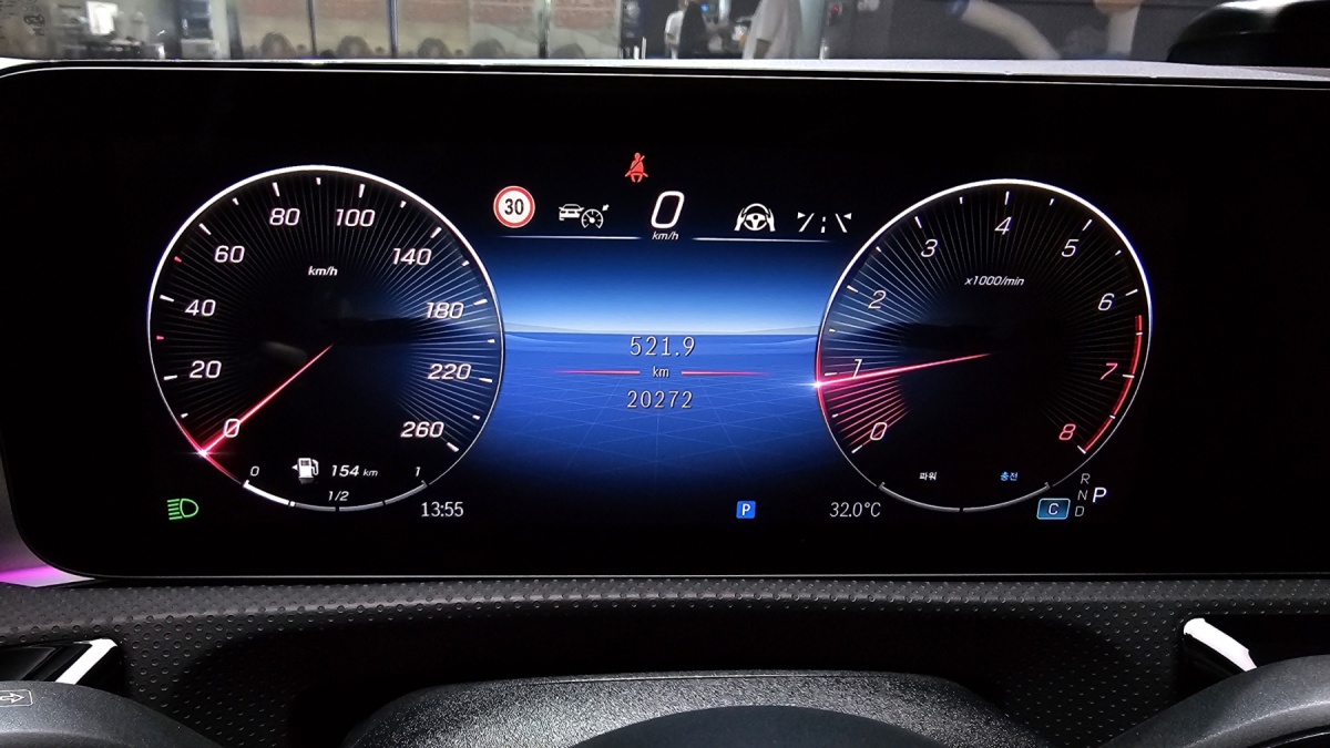 Mercedes-Benz CLA-Class, 2024 — фото 8 из 12