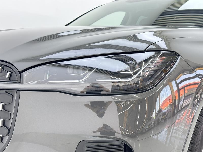 Lincoln Corsair, 2025 — фото 9 из 12