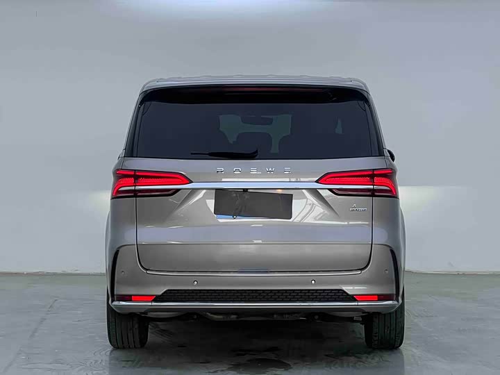 Roewe iMax 8, 2023 — фото 8 из 9