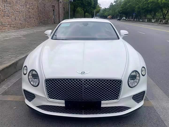 Bentley Continental GT, 2022 — фото 2 из 9