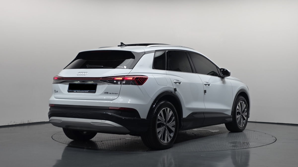 Audi Q4 e-tron, 2025 — фото 2 из 12