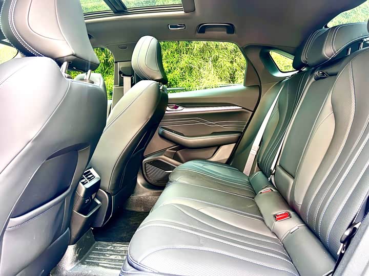 Geely Preface, 2025 — фото 9 из 9
